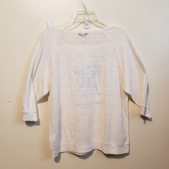 Gemini t shirt with lace detail great graphic NWOT - Picture 5 of 7
